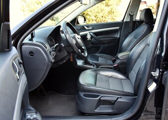 Škoda Octavia II 2.0 TDi DSG6 ELEGANCE,XENON,FACELIFT,KŮŽE - 8