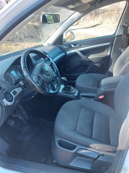 Škoda Octavia II combi (po faceliftu) 2.0TDi Family - 8