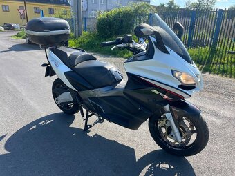Aprilia SRV 850 ABS, pravidelný servis, nová STK - 8