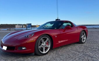 Chevrolet Corvette C6 - 8