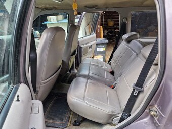 Ford Explorer 1995 - 8