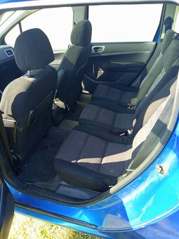 Peugeot 307sw 2.0l 100kw 7mist - 8