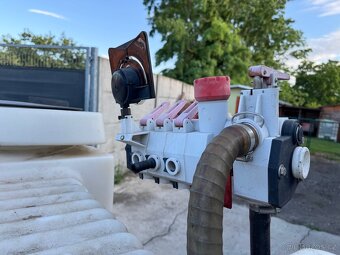 Nesená cisterna Holder 500l - 8