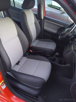 Škoda Fabia 1.2 HTP, 2010, 125 000 km, pěkný stav - 8