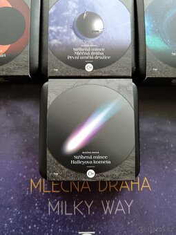 Stříbrné 1oz mince Mléčná Dráha plus kniha od ČM vše 100 - 8