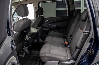 Ford Galaxy 7miestné - 8