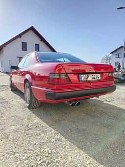 Mercedes W124 E300C - 8