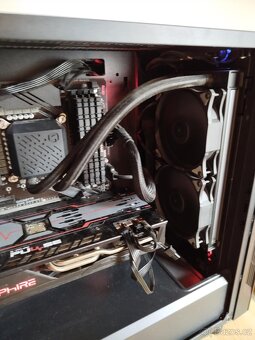 Herní PC Intel Core i7-9700K/32gb/RX5700XT8Gb/Vodní chlazení - 8