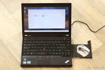 ThinkPad X230 - 8
