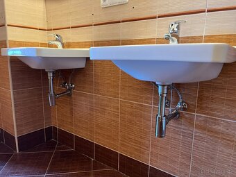Prodám dvě použitá umyvadla a použitý žebřík (topení) - 8