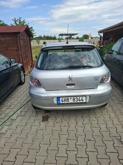 PEUGEOT 307/2.0HDI - 8
