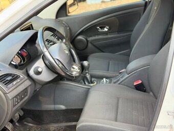 Renault Megane 1.5 dCi 81 kW 2015 Manuální převodovka - 8