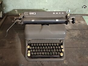 Staré psací stroje - 8