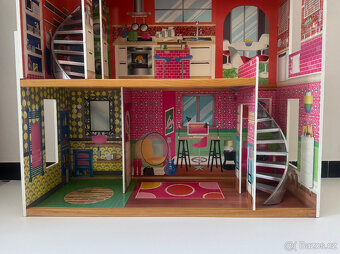 Barbie Dům snů velký dřevěný + nábytek - 8