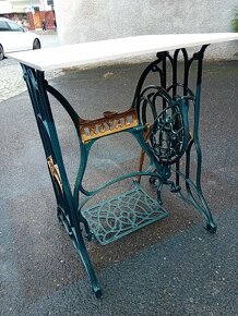 Stojany šicích stroje - 8