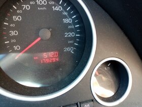 AUDI A4 KABRIO 2,5 TDI - 8