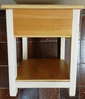 Stolička s úložným prostorem. - 8