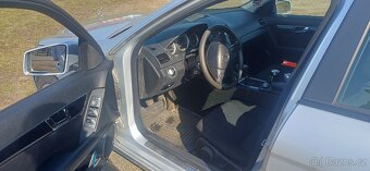 Mercedes-Benz W204 - 8