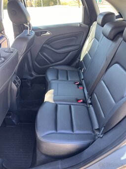 Mercedes-Benz B200 D - 8