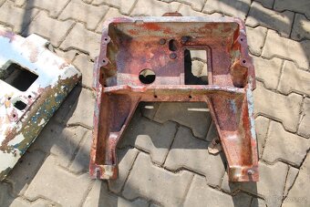 Zetor 6911 a podobné litinová vana - 8