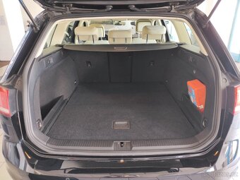 VOLKSWAGEN Passat Variant 1,6 TDI Comfortline,ČR,prav.servis - 8