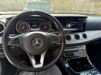 Mercedes E trieda T 400 4MATIC A/T - 8
