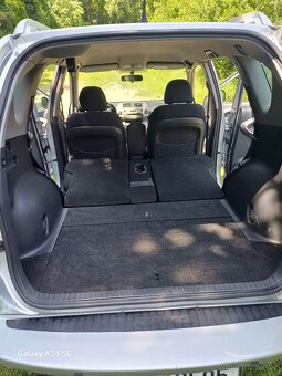 Toyota Rav4 - 8