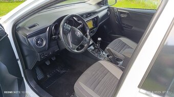 Toyota Auris 1.4 D-4D 66kw Active Touring Sport r.v.2018/5 - 8