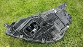 Mercedes GLE W167, C167 2020- , prava predna LED lampa - 8