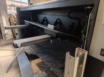 Prodávám Použité CNC tabulové nůžky HACO HSLX 3008, r. v. 20 - 8