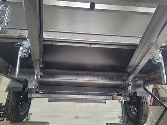 Přívěsný vozík - 8