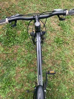 Horské kolo Specialized Hardrock – rám S, kola 26" - 8