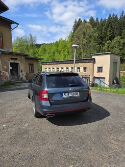 ŠKODA OCTAVIA 3 2.0 TDI RS DSG 135 KW 4X4 2016 - 8