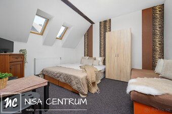 Prodej penzionu s restaurací 272 m2 v centru Jablonného v Po - 8