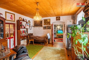 Prodej chalupy 3+1, 174 m², Hoštice - 8