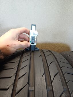 LETNÍ pneu Continental 235/50/r18 4ks - 8