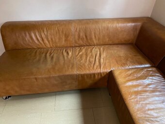 Prodám rohovou koženou sedací soupravu 235 x 270 cm - 8