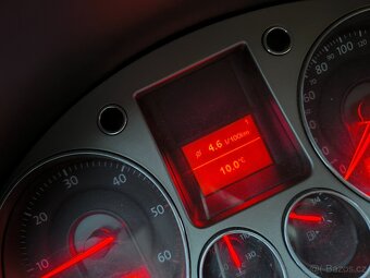 PASSAT b6 KOMBI 2.0TDI - 8