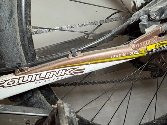 Jízdní kolo FELT Compulsion - celoodpružené MTB 26" - 8