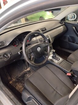 VW Passat b6 - 8
