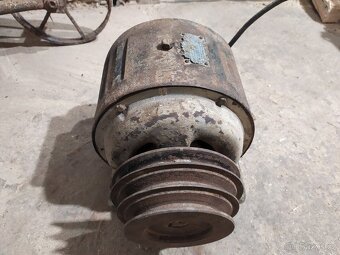 Elektromotor AEG - 8