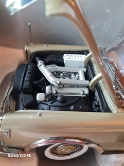 Mercedes - Benz 600 - 8