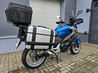 Honda NC 750X ABS - 8