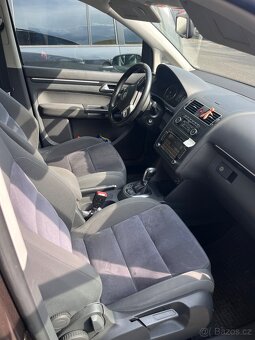 Touran 2.0 tdi comon rail 103 kw DSG 6 higline - 8