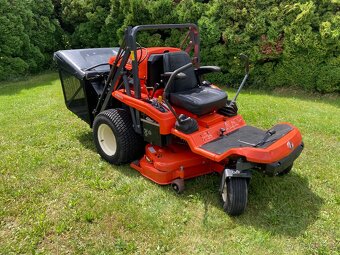 Zahradní traktor Kubota GZD 21 HD Zero Turn - 8