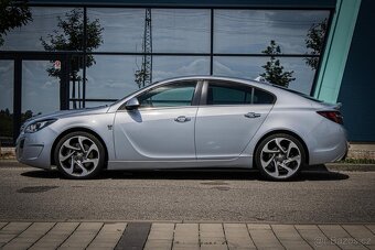 Opel Insignia 2.0 Turbo 250k ECOTEC Sport 4x4 AT6 - 8