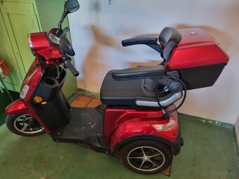 Tříkolka Selvo 31000Li - 8