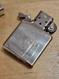 Zapalovač STAR, ve stylu ZIPPO, není originál. - 8