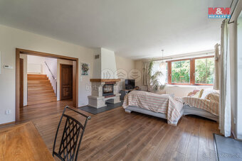 Prodej rodinného domu, 240 m², obec Mořina, Střední Čechy - 8