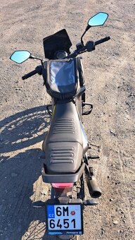 Husqvarna Svartpilen 401 - 8